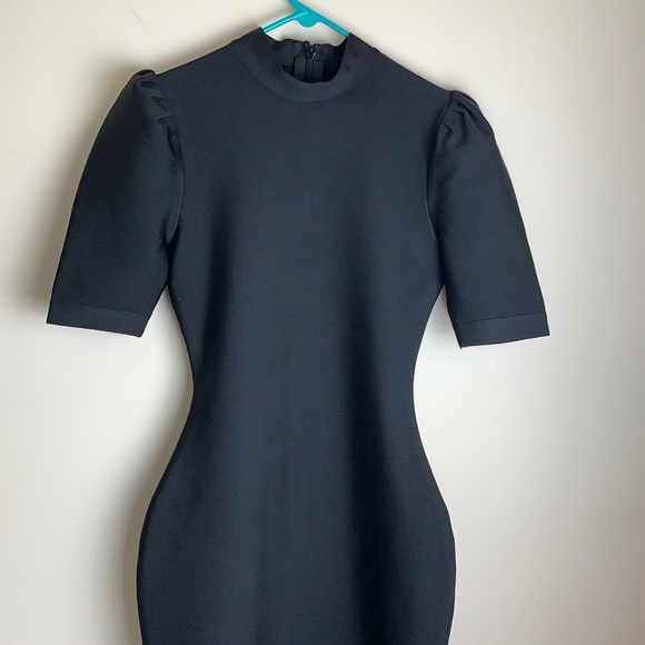 Black bodycon ruffle hem dress - Picture 3 of 9